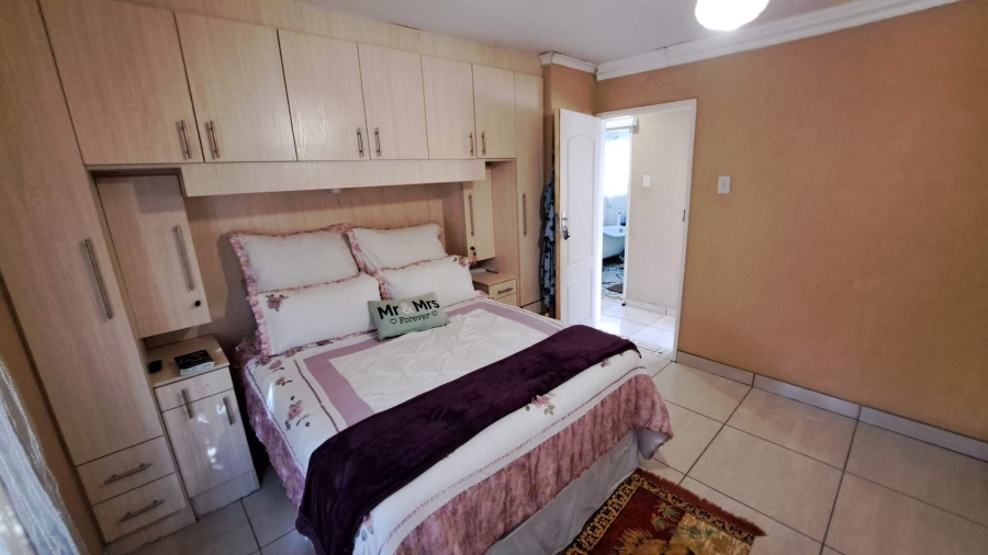 3 Bedroom Property for Sale in Lourierpark Free State